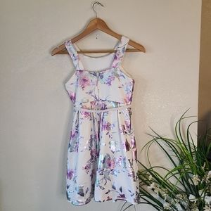 Poppies and Roses Girls Dress with belt Size 14